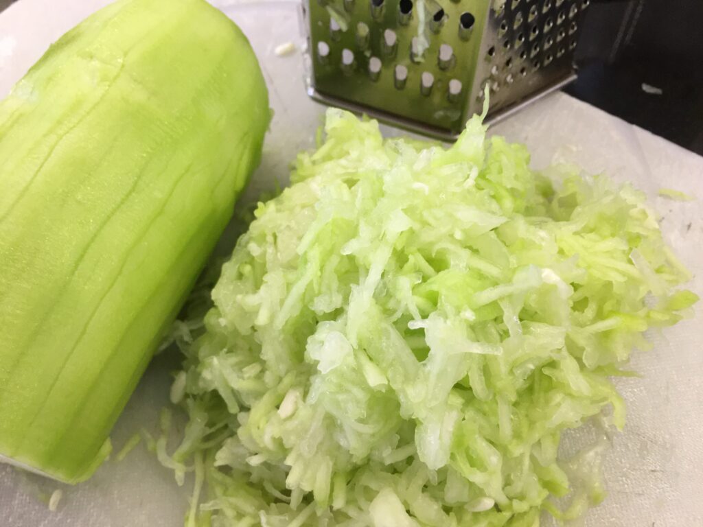 Grated bottlegourd/dudhi