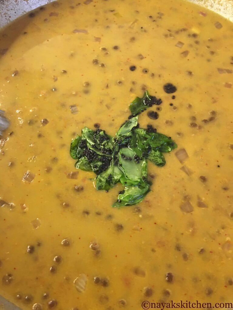 Adding tempering to masoor tonak