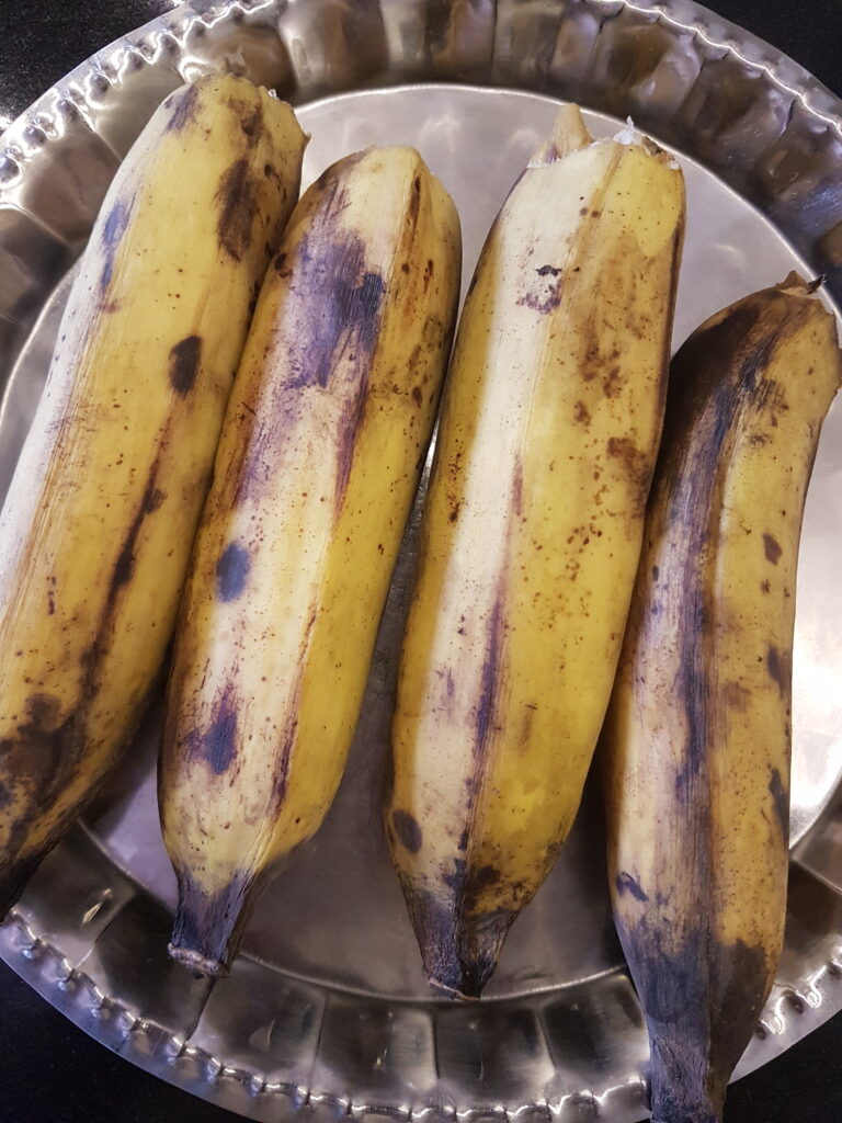 Overripe bananas 