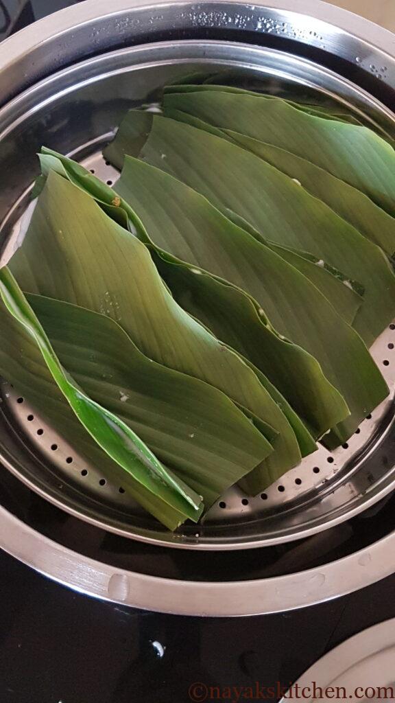 Arranging patoleo for steaming in the steamer for patoli recipe