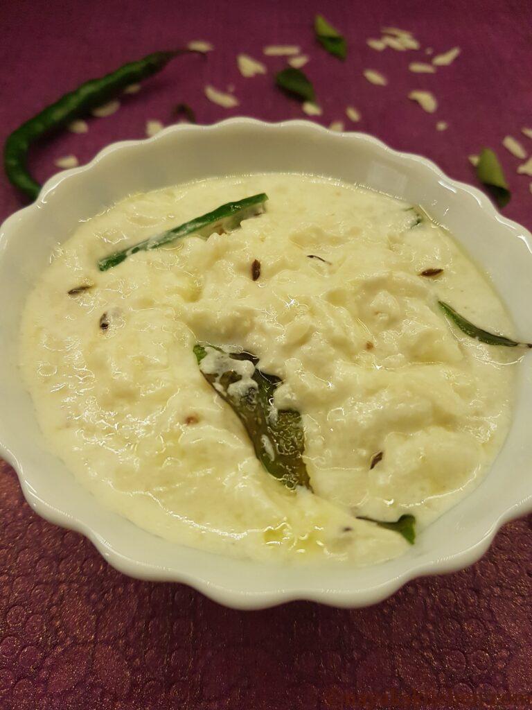 Dhayatle Fov/Curd poha