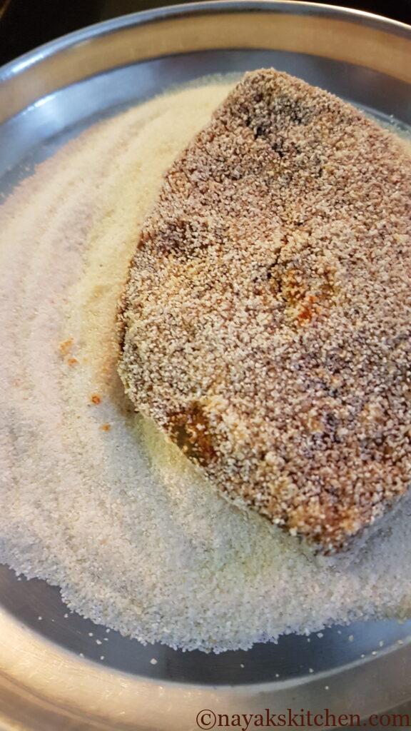 Applying rava to kingfish