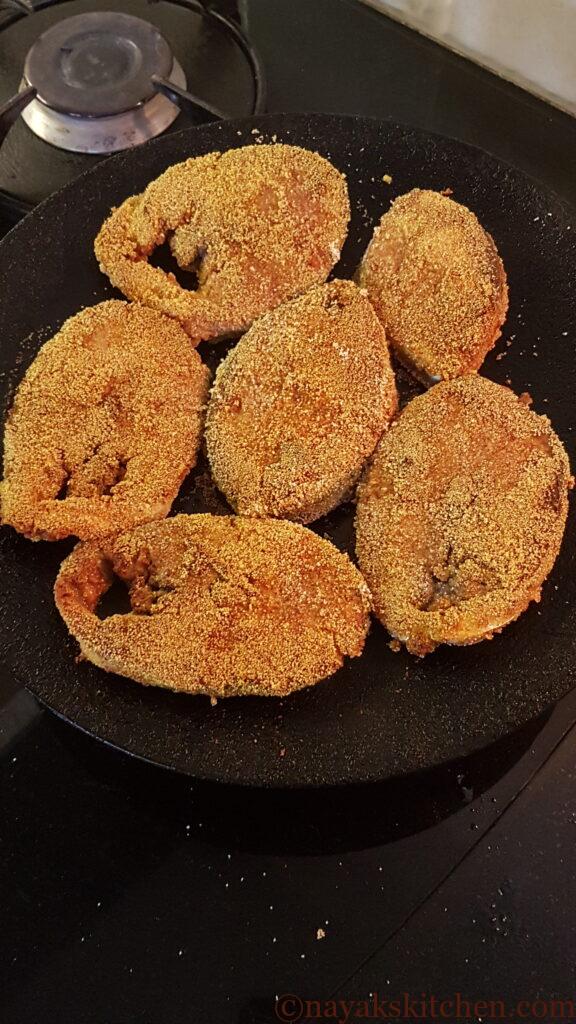 Flipping kingfish pieces