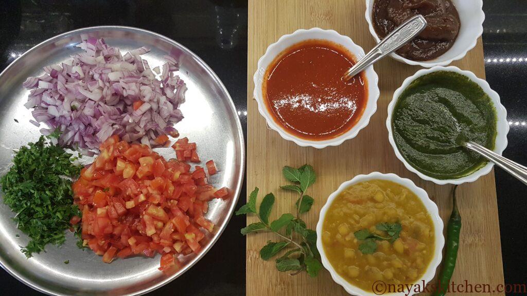 Ingredients of sev puri
