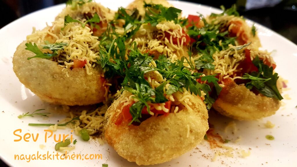 Sev puri