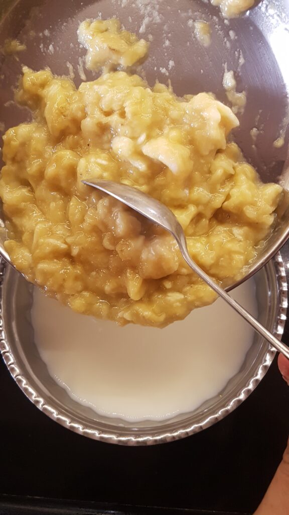 Adding mashed banana to milk