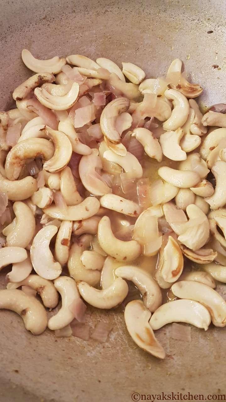 Cooked cashew nuts