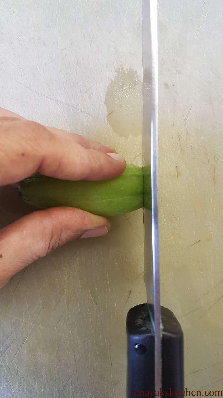Cutting the ends of bilimbi