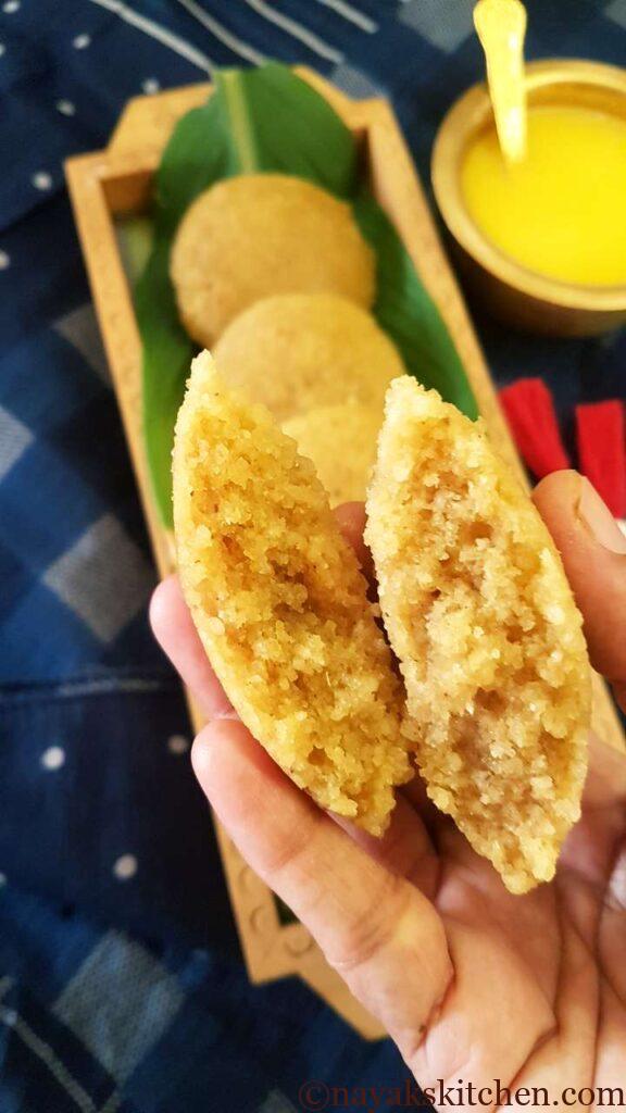 Halasina Hannina Kadubu (Jackfruit Idli)