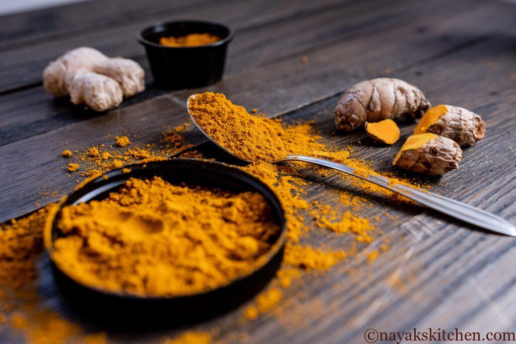 Turmeric powder and turmeric roots