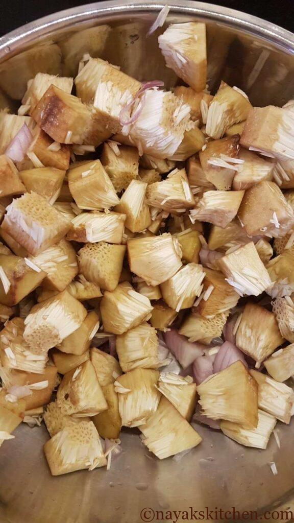 Adding jackfruit pieces