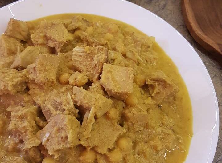Raw Jackfruit Curry Recipe | How to make raw jackfruit curry?