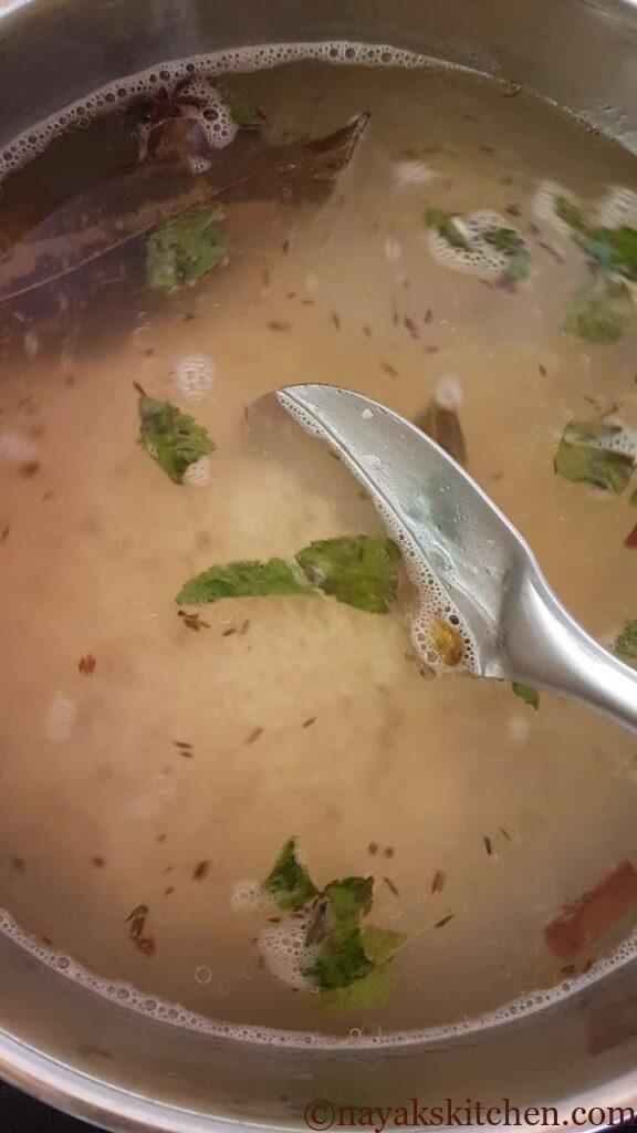 Stirring rice in between