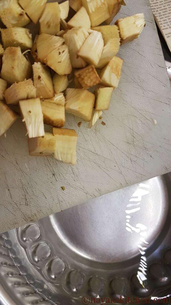 Adding chopped jackfruit to water